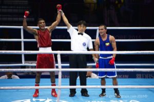Hanurdeen secures 2015 SEA Games flyweight (52kg) final with a 3-0 win over Myanmar opponent.